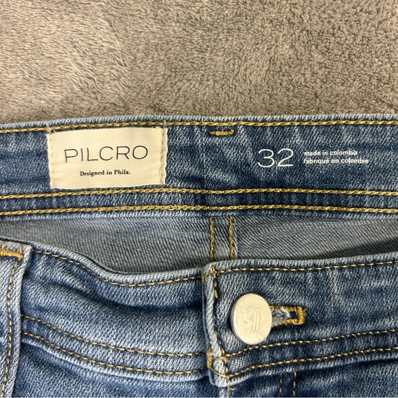 Pilcro Women’s Slim Boyfriend Jean Light Wash Size 32 - Picture 3 of 9